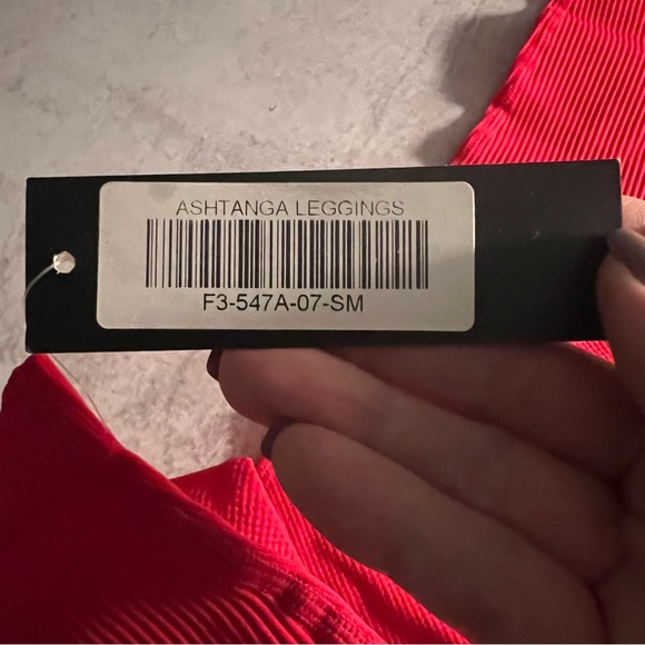 Savvi Ashtanga 24” Textured Workout Active Leggings NWT Small - Picture 13 of 13